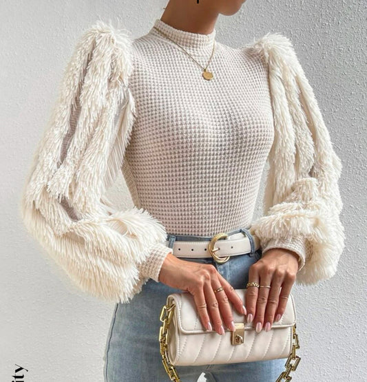 Cream fur sleeve top